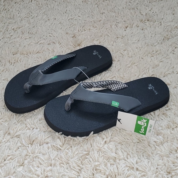 sanuk yoga mat flip flops
